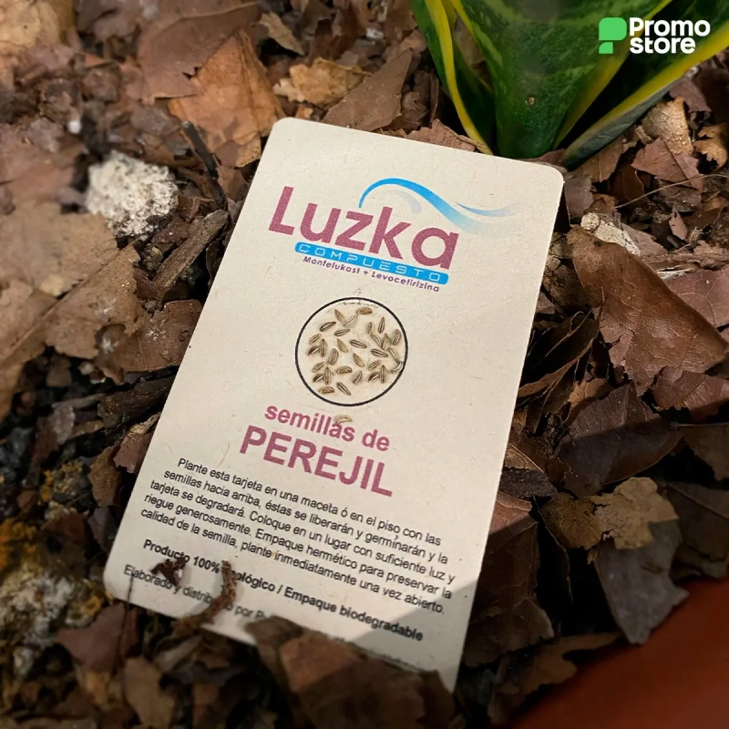 Tarjeta biodegradable con Semilla
